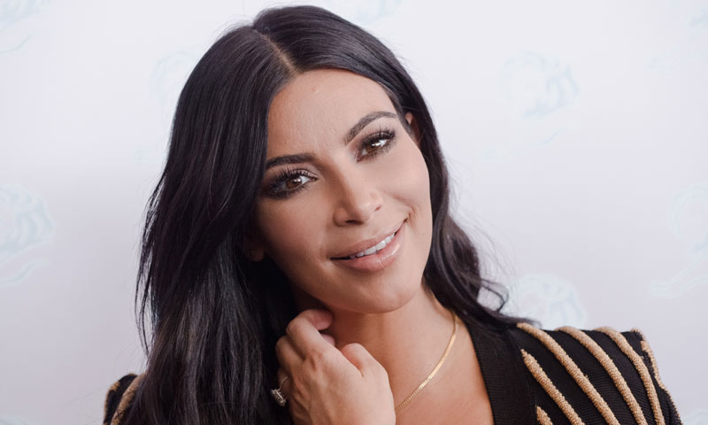 Así de “ricarda” se veía Kim Kardashian “bañada en oro” en la alfombra roja de Gala Met 2018