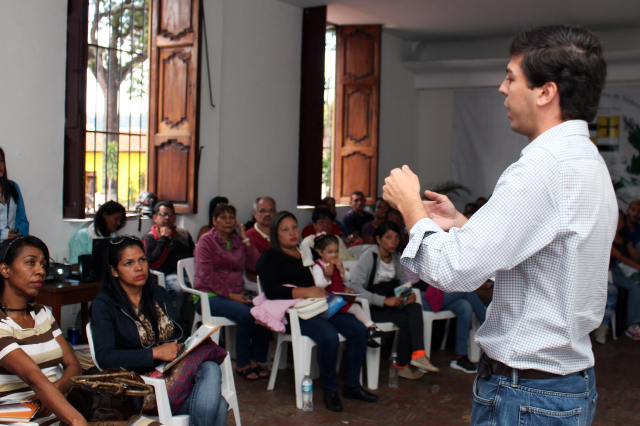 Andrés Schloeter: Hoy más de 50 personas están recibiendo capacitación en emprendimiento gracias a “Petare Progresa”