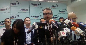 La Unidad espera por anuncio del CNE sobre las condiciones para la renovación de los partidos
