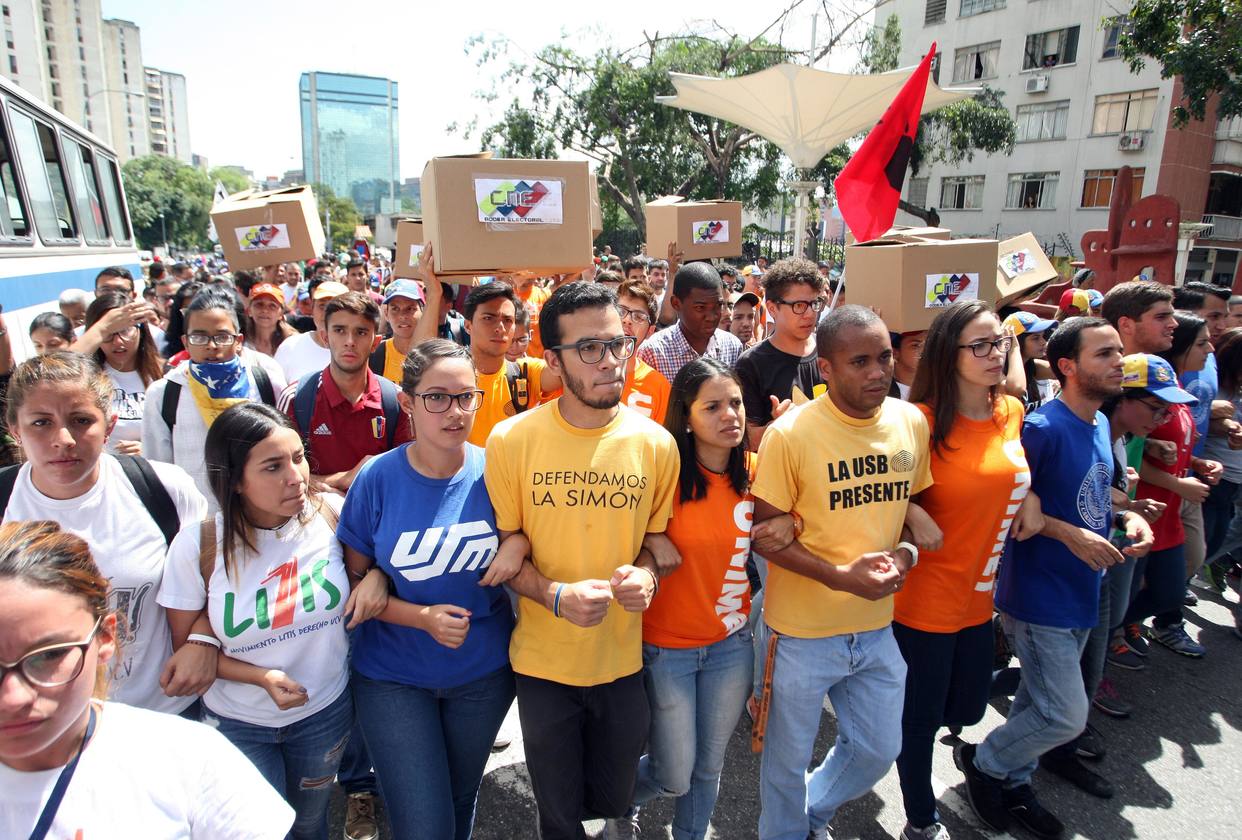 Estudiantes marchan este #12F en homenaje a jóvenes asesinados en protestas del 2014
