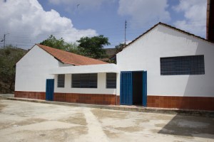 Banesco aportó recursos para adecuación de escuela en Petare