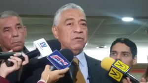 Claudio Fermín: Es inviable dialogar con un Gobierno que pretende ilegalizar partidos