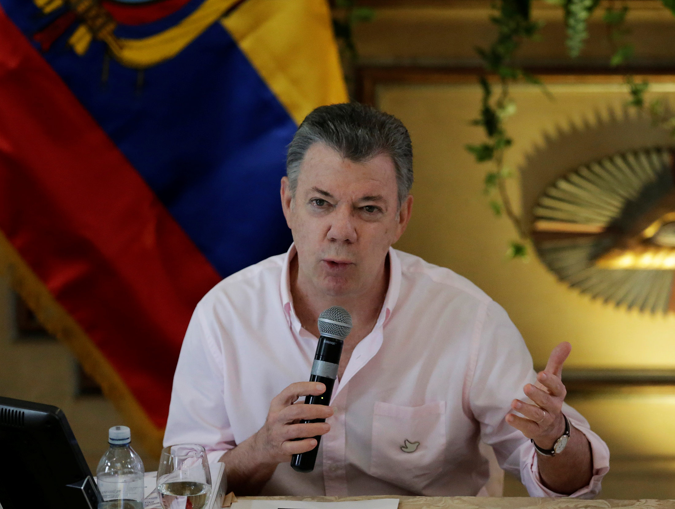 Santos analiza con congresistas de EEUU relaciones bilaterales