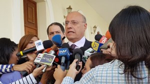 Dávila informó al Cuerpo Diplomático violación de sus prerrogativas como diputado del Mercosur en Venezuela