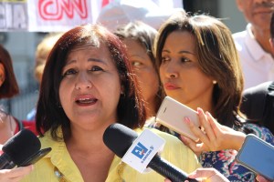 Dip Figuera acudió a la Defensoría para exigir que sean escuchadas las necesidades de los venezolanos