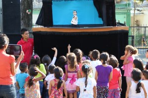 Alcalde Miguel Cocchiola llevó cultura a San Blas con “Plazarte”