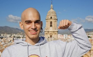 Fallece joven español que hizo de lucha contra la leucemia un fenómeno viral