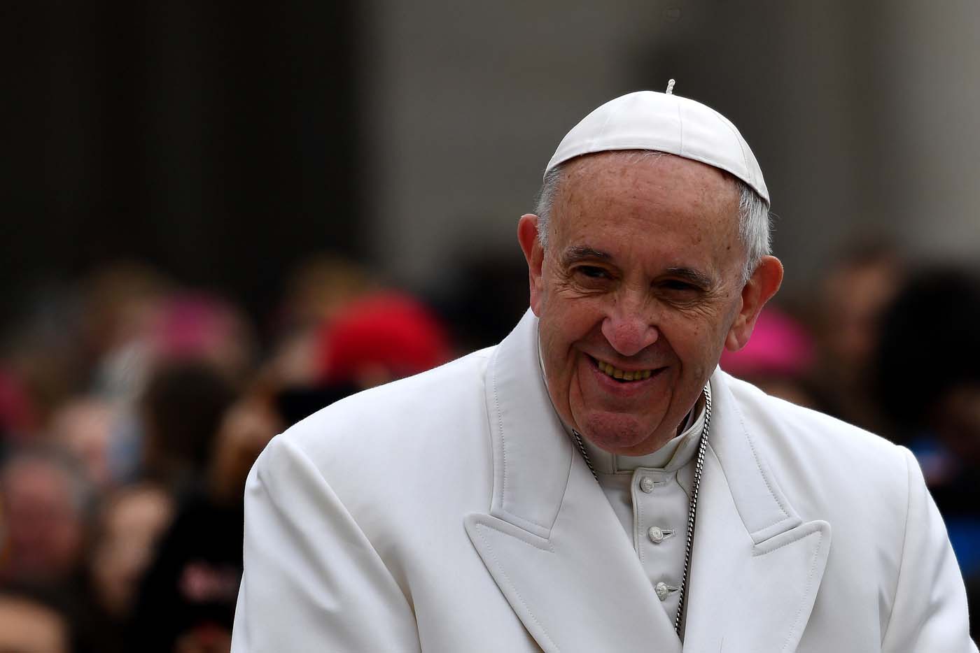 El presidente libanés viaja a Roma para entrevistarse con el papa Francisco