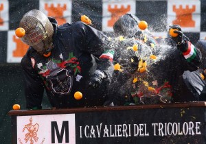La batalla de las naranjas, el histórico carnaval de un pueblo de Italia (fotos)