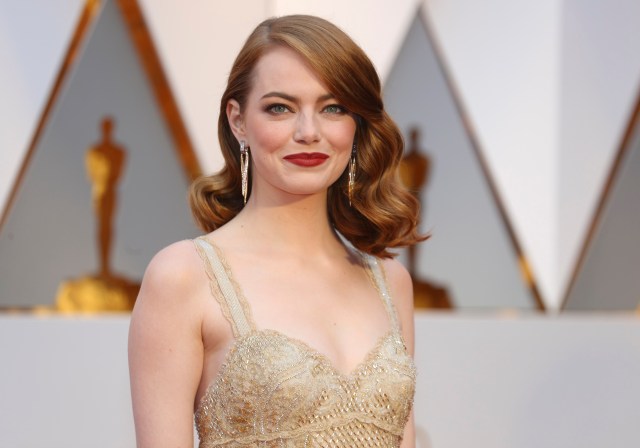 89th Academy Awards - Oscars Red Carpet Arrivals - Hollywood, California, U.S. - 26/02/17 - Emma Stone. REUTERS/Mike Blake