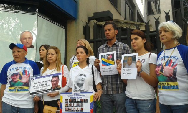 Familiares de presos politicos en la OEA