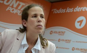 Manuela Bolívar: La dictadura busca eliminar los municipios e imponer el Estado comunal