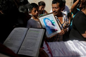 Asfixia, quemaduras e intoxicación mataron a las 40 niñas en el hogar de Guatemala