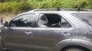 Matan a tres personas dentro de una camioneta en Tazón