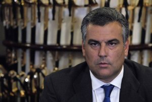 Embajador español deja Venezuela tras ser declarado “persona no grata”