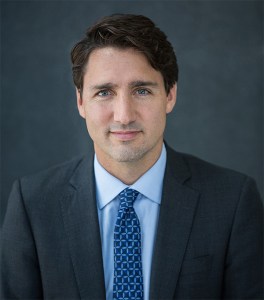 Se filtran fotos del pasado del sexy Primer Ministro de Canadá y todos enloquecen