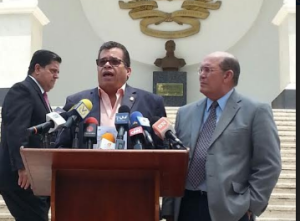 Fracción parlamentaria de Vente Venezuela exige discusión inmediata sobre Carta Democrática