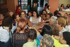 Helen Fernández: Necesitamos arepas, pero rellenas de valores y principios