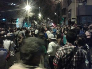 Vecinos de la Av Baralt protestan frente a panadería “tomada” por el Gobierno (Videos)