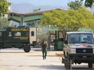 Cambio de “Gobierno” en cárcel de Puente Ayala deja un muerto y 11 reclusos heridos