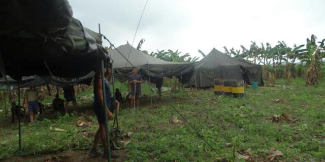 Los militares venezolanos están apostados en la orilla colombiana del río Arauca, en el lugar conocido como Bocas de Jujú. Foto: Campesinos de la región