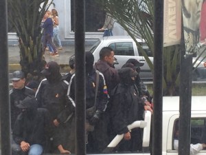 Ahora los colectivos también secuestran… paramilitares chavistas se llevan a tres personas en Petare