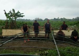 Dueño de finca invadida en Colombia: Ejército venezolano dañó cultivos para instalar carpas (Audio)