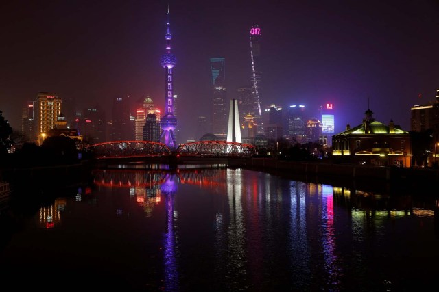 The Bund on the banks of the Huangpu River is pictured before Earth Hour in Shanghai, China March 25, 2017. REUTERS/Aly Song