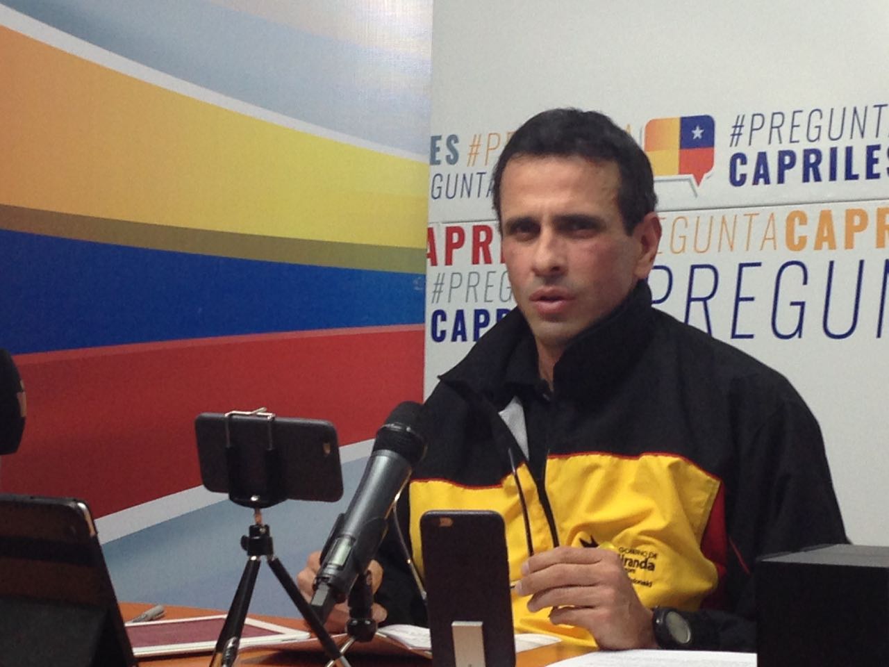 Capriles viajará  a Bogotá para solicitar ayuda humanitaria