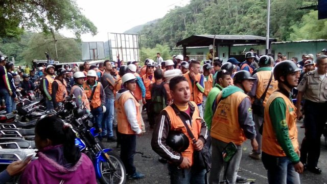 Foto: Motorizados de Mérida protestan por escasez de caucho / Leonardo León