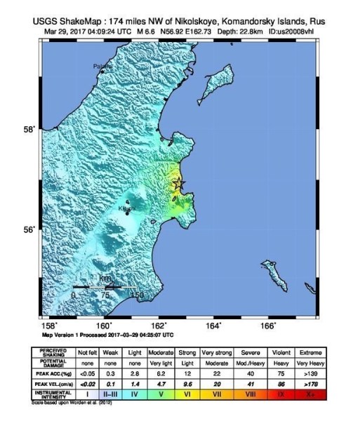 RUS01 RUSIA 29/03/2017.- Vista de un mapa de actividad sísmica que muestra el epicentro, marcado con una estrella, del terremoto de magnitud 6,6 en la escala abierta de Richter que sacudió hoy, 29 de marzo de 2017, el Krai de Kamchatka, en el este de Rusia, según informó el Servicio Geológico de EEUU (USGS). EFE/USGS FOTO FACILITADA/SOLO USO EDITORIAL/PROHIBIDA SU VENTA