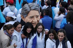 ¿Podrá el correísmo reconquistar a sus bases, ahora de clase media en Ecuador?