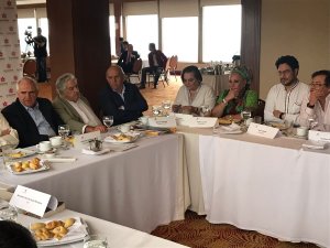 Felipe González y Mujica ya están en Colombia para asumir verificación de paz