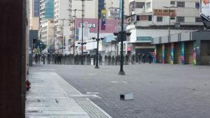 En Fotos: Así reprime la PNB a manifestantes en Sabana Grande #8Abr
