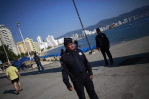 Hallan ocho muertos en carretera de Acapulco a Ciudad de México