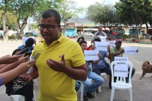 Emer Álvarez: Maduro le tiene pánico al pueblo venezolano, por eso los reprime