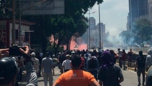 Smolansky aclara a Maduro: Lacrimógenas usadas el #8Abr estaban vencidas