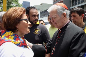 Helen Fernández pidió por la reconciliación y la libertad de los presos políticos al Nazareno de San Pablo