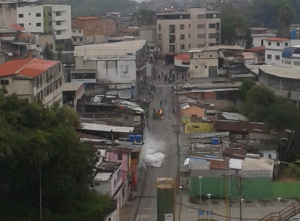 GNB reprime a manifestantes en sector La Matica de Los Teques (videos)