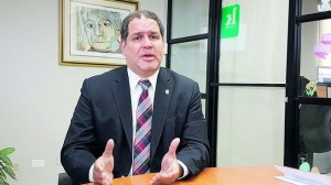 Luis Florido en Panamá: La calle y elecciones generales son el camino; el diálogo fracasó (entrevista)