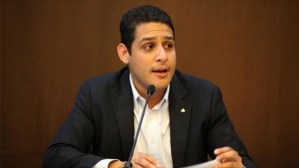 José Manuel Olivares: En Venezuela, el que no tiene plata se muere