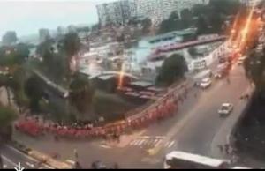 Los cacerolazos que le dieron a la milicia en Caracas (Videos)