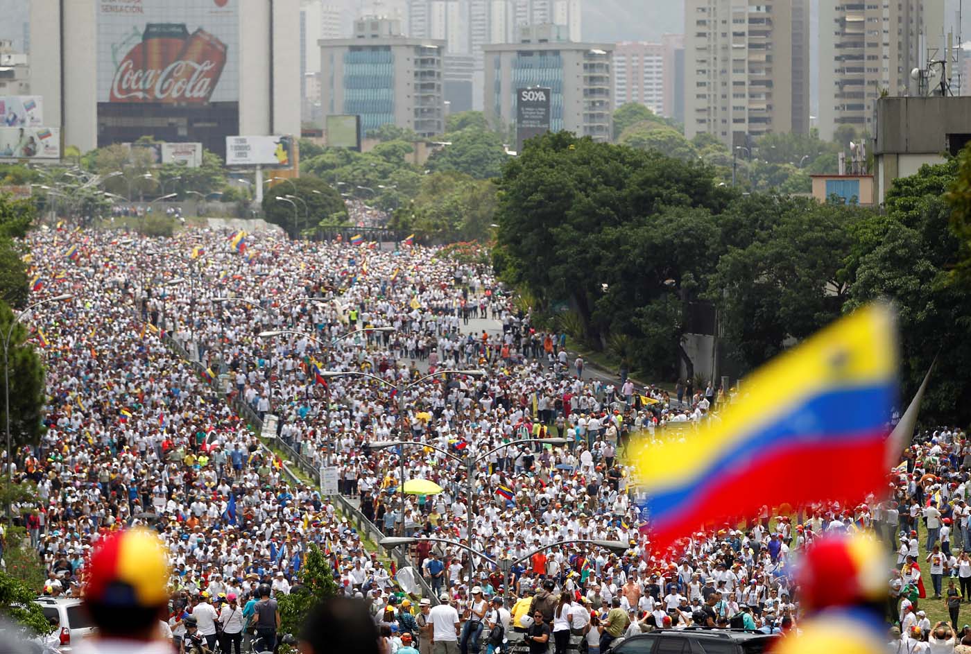 Oposición marchará hacia sedes del TSJ, CNE y Defensoría este #26A en toda Venezuela