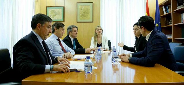 Lester Toledo sostiene reunión con el PP de España
