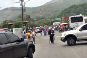 Protestan frente al Cicpc de Tejerías en el estado Aragua (Video)