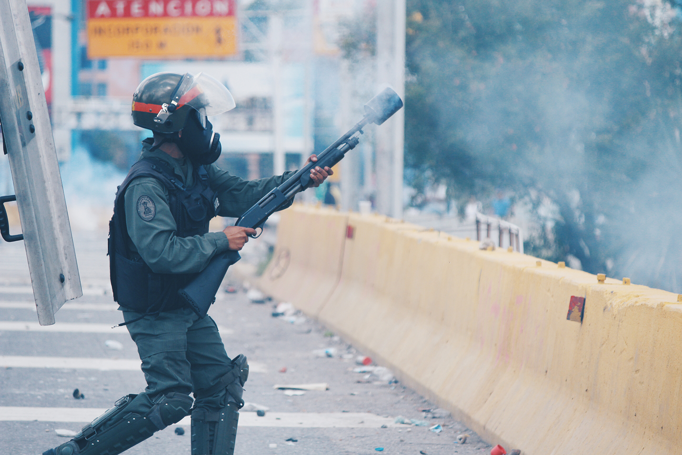 Gases, perdigones y hasta una guaya: Así fue la represión este #22A (FOTOS)