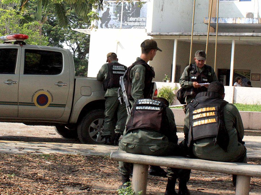 Detenidos 33 policías tras robo de armas a efectivos del Plan República en Barinas