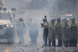 Privados de libertad seis GNB por herir de bala a seis estudiantes de la UPEL en Maracay