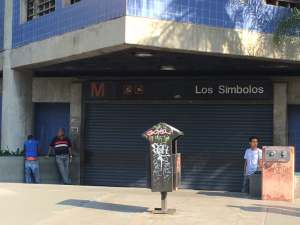 Metro de Caracas cerró tempranito las estaciones Ciudad Universitaria y Los Símbolos #21Nov