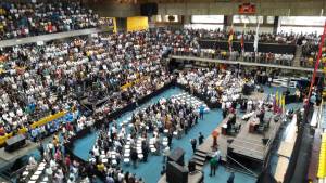 Asamblea Nacional sesionó en Parque Miranda para restituir la democracia